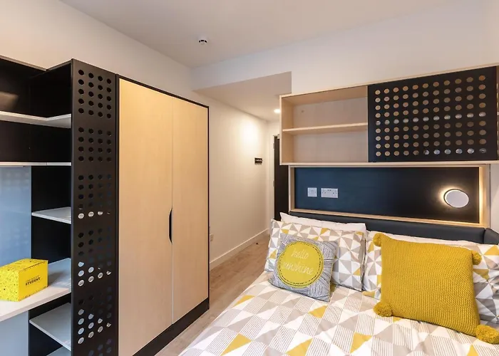 Large Twin Room